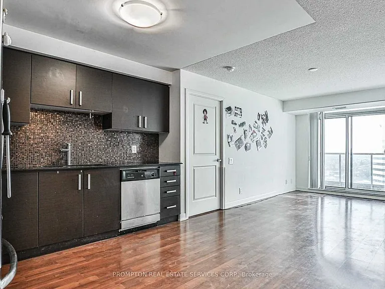 17 Anndale Dr #2302 — Photo 3
