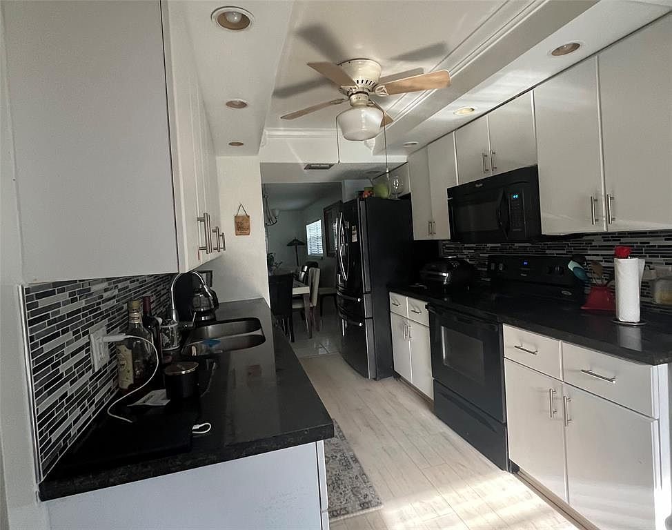 800 SW 125th Way #112 O