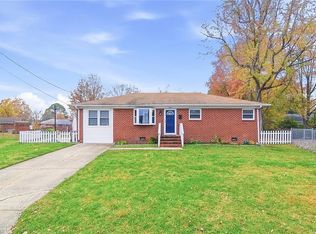 225 Cellardoor Ct, Hampton, VA 23666