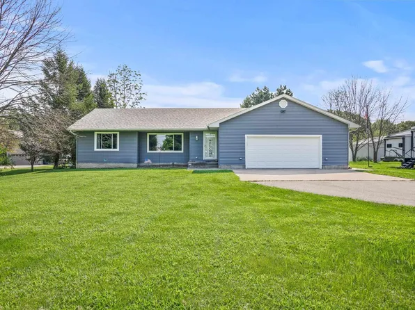 10227 108th St W, Taylor Ridge, IL 61284