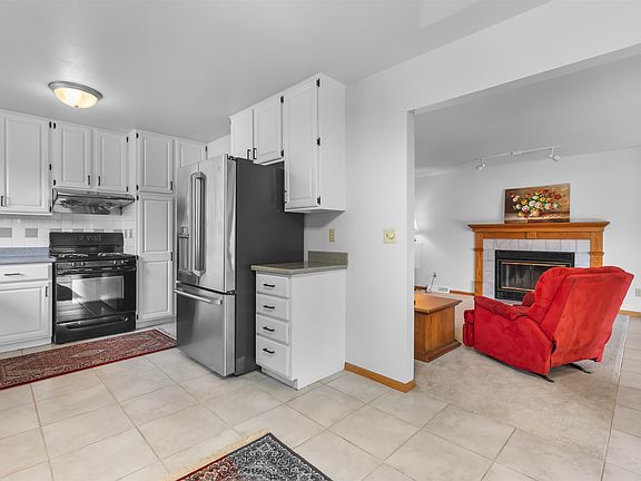 2nd image of 6307 Pheasant Run