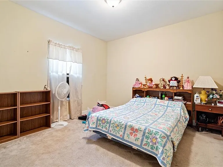 2520 Bluebeard Ln E — Photo 13