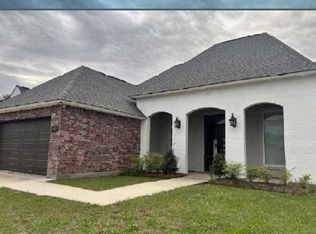 204 Treescape Dr, Lafayette, LA 70508