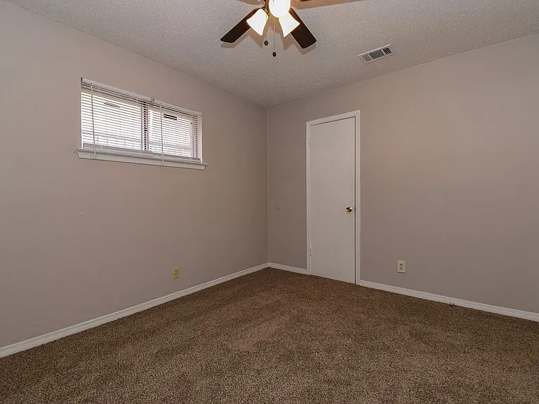 3404 Stanford St — Photo 19