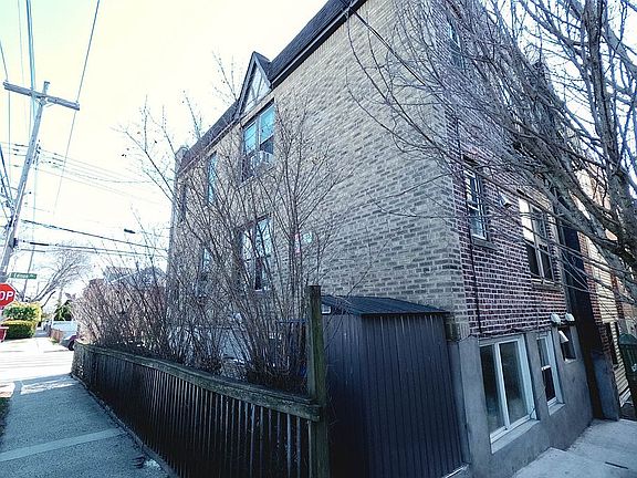 2nd image of 769 Edison Ave