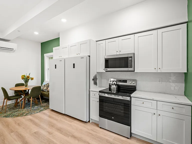 18 Benedict St #10 — Photo 19