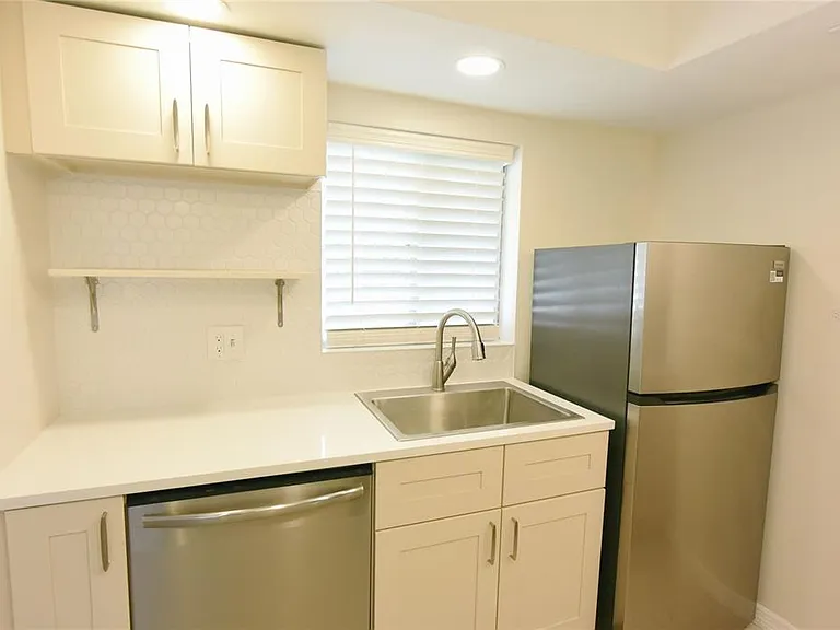 3751 S School Ave #26 — Photo 13
