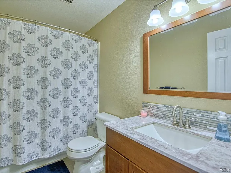 2600 Marina St — Photo 19