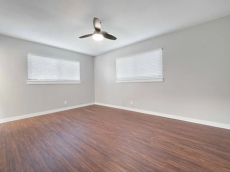 11603 Oak Trl — Photo 13