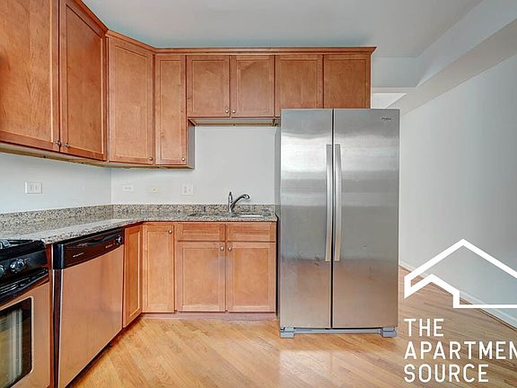 3rd image of 2509 N Leclaire Ave #2NN