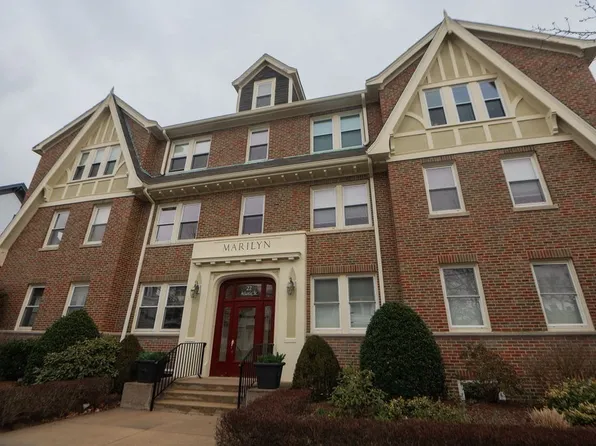 22 Atlantic St APT 8, Lynn, MA 01902