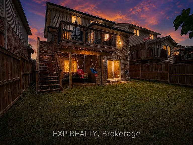 63 Wood Grove Cres — Photo 44