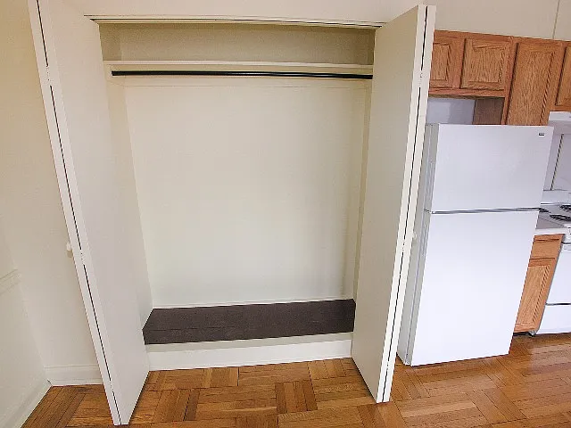 Closet Closet
