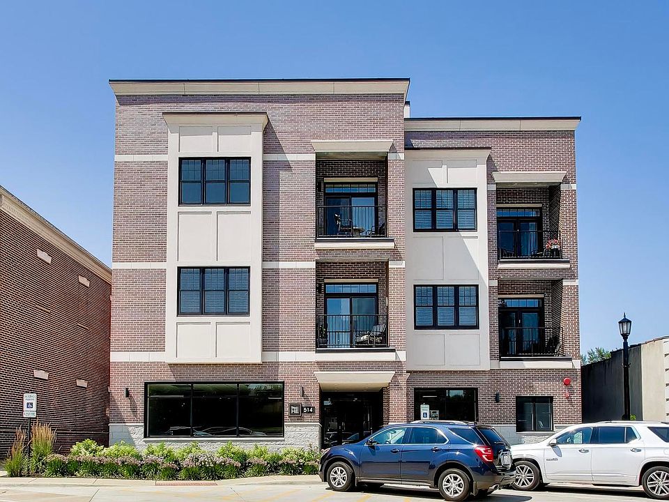 1st image of 514 Hillgrove Ave #303