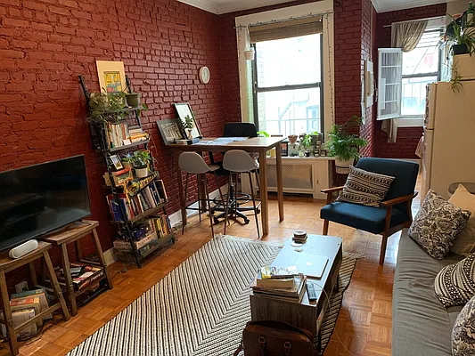 Rented by Corcoran | media 7