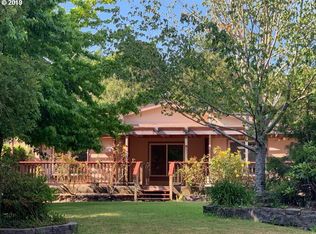 55403 Melton Rd, Bandon, OR 97411