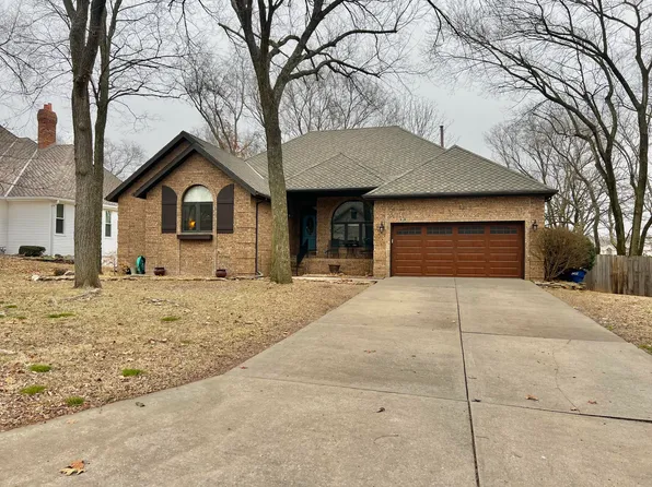 787 W Kingsway Drive, Springfield, MO 65810