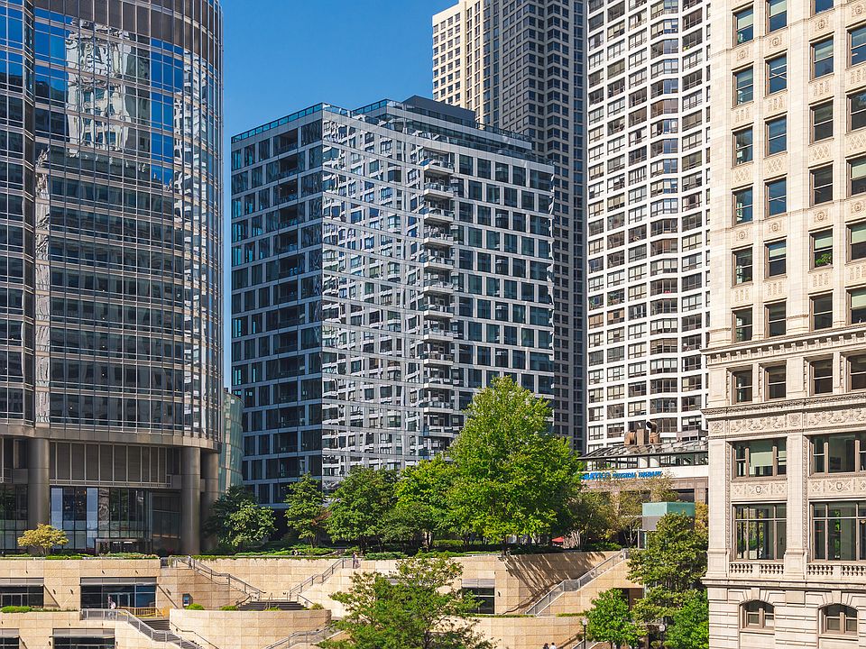 1st image of 403 N Wabash Ave APT 7D