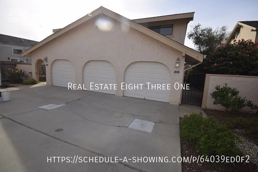 2058 Dolphin Dr