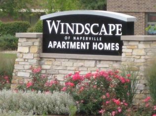870 Benedetti Dr APT 101, Naperville, IL 60563