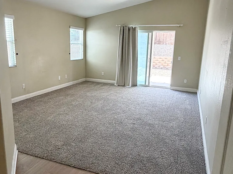 8938 Wedgewood Ct — Photo 15