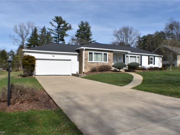 2nd image of 481 Longview Ave