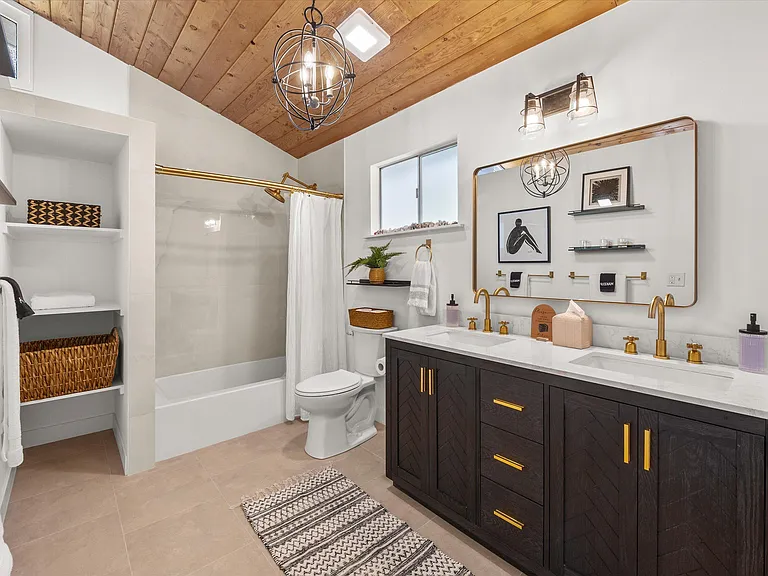 1378 Sycamore Canyon Rd — Photo 37