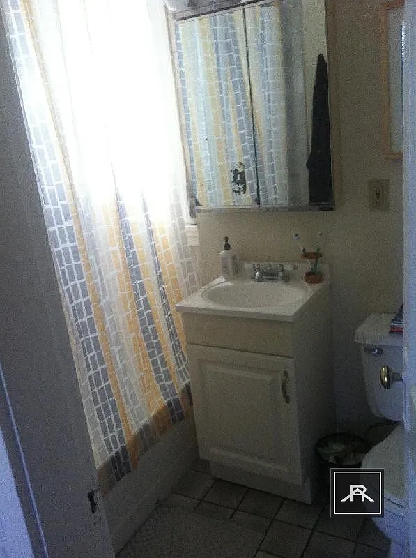 1 bed, 1.0 bath, 480 sqft, $2,300 — Photo 1