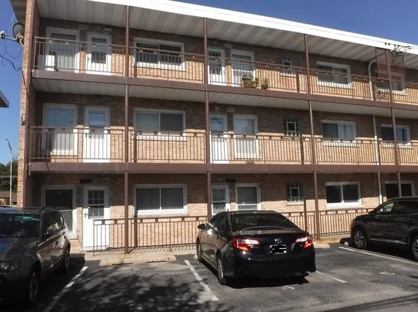 4947 N Harlem Ave #1, Chicago, IL 60656