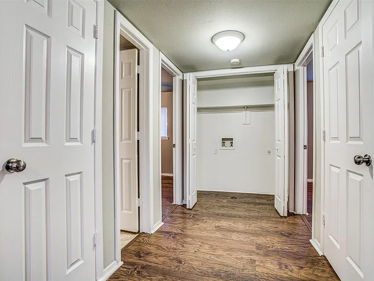 3825 Camelot St #A — Photo 35