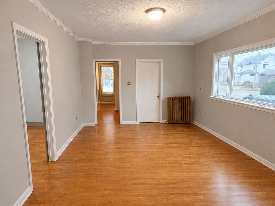 1st image of 93 Elm St #B