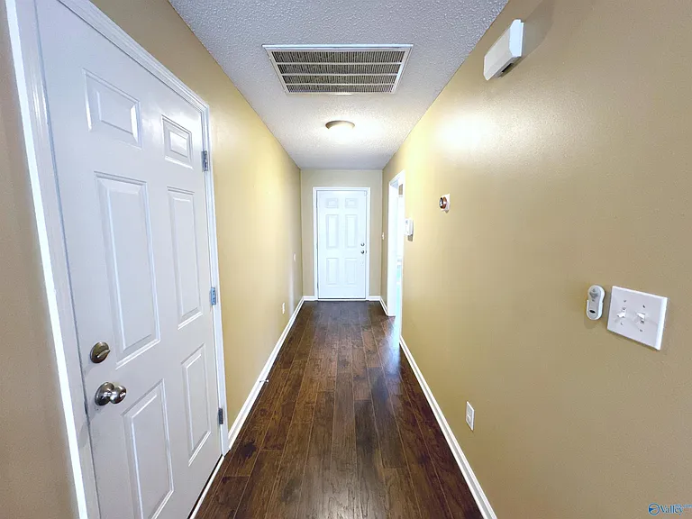 117 Bremerton Dr SW — Photo 36