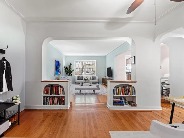 3524 78th St APT A14, Flushing, NY 11372