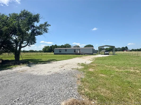 12081 Oktaha Rd, Oktaha, OK 74450