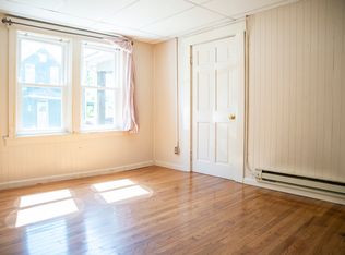 27 Mound St #102, Athens, OH 45701