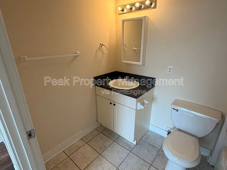 Poythress Apartments — Photo 98
