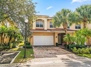 4517 Artesa Way S, Palm Beach Gardens, FL 33418