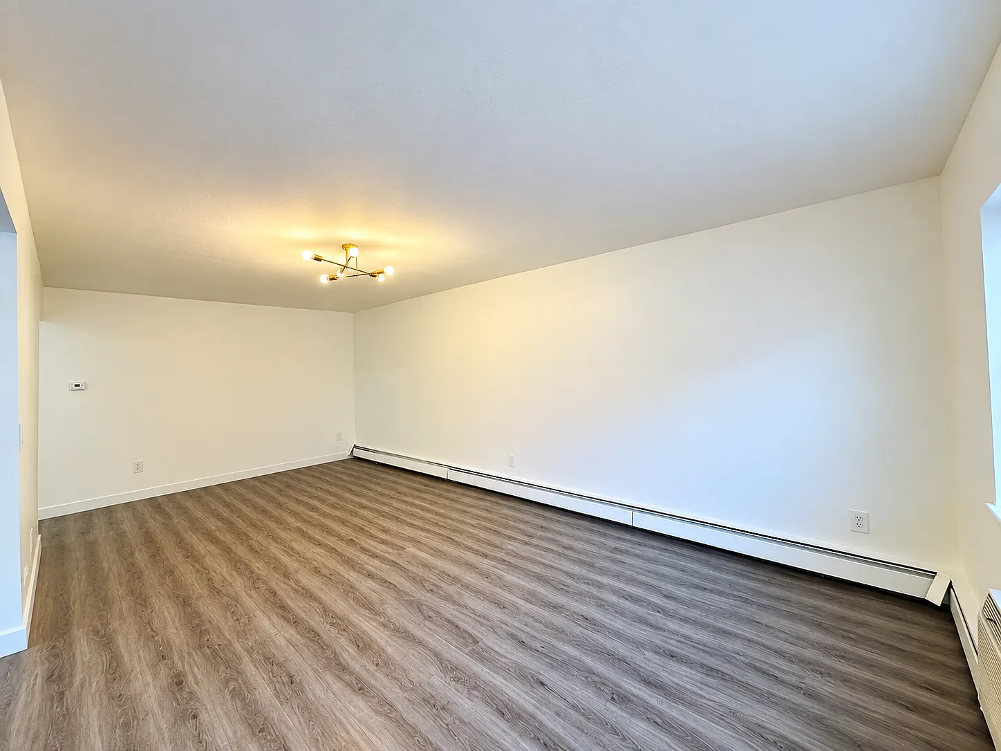 1 bed, 650 sqft, $2,150 — Photo 3