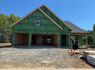 4181 Flamingo Dr, Lewis Center, OH 43035