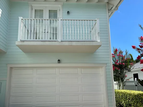 1039 Tiki Dr, Jupiter, FL 33458