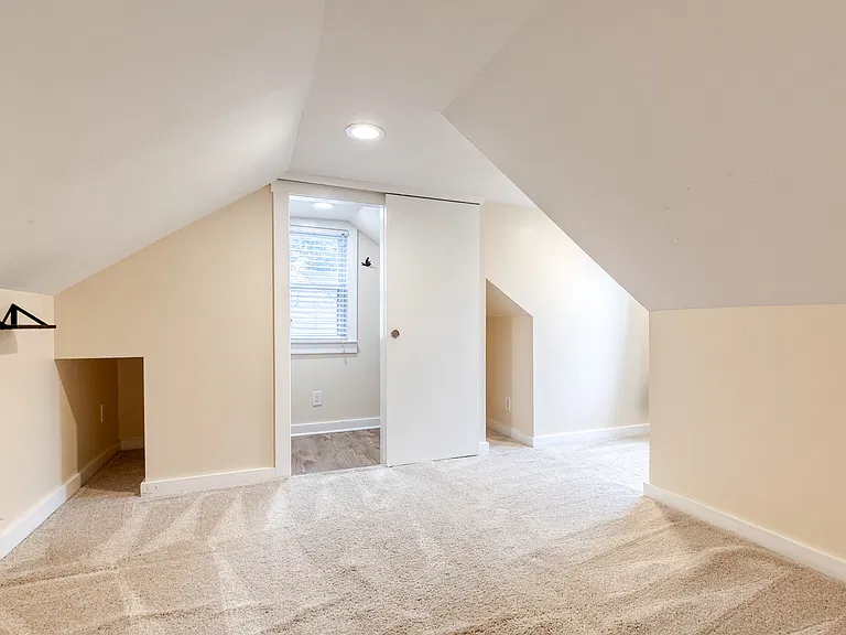 15 Georgia Ave NW — Photo 23