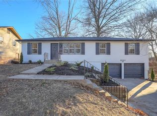 18303 E 7th St N, Independence, MO 64056