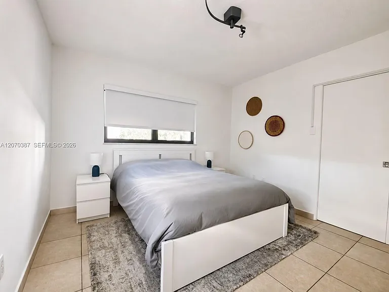 1250 Lincoln Rd #401 — Photo 6