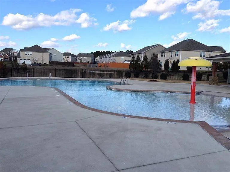 832 Ember Dr — Photo 40