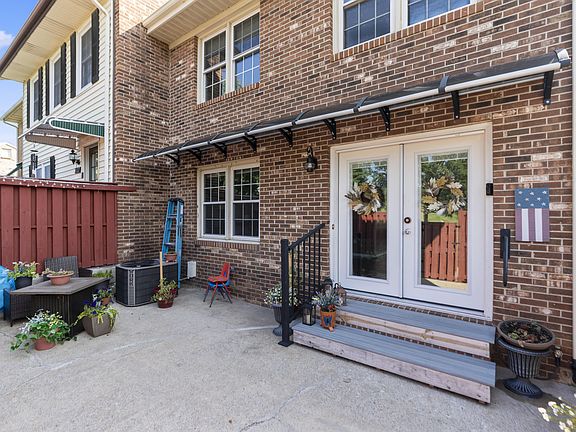 2nd image of 108 Essex Dr