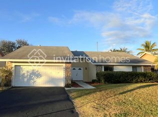 8211 NW 53rd St, Fort Lauderdale, FL 33351