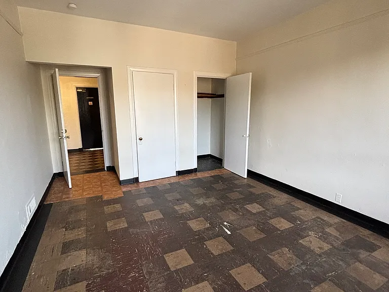 1115 Reservoir St — Photo 9
