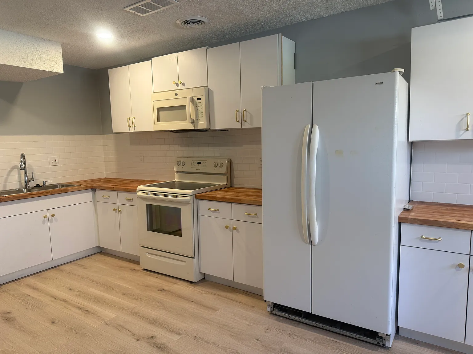 2 bed, 1300 sqft, $1,200 — Photo 1