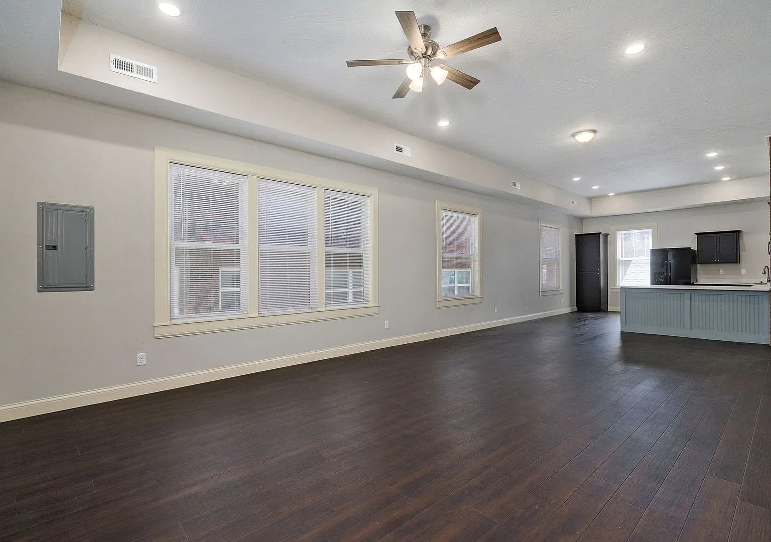 Walnut 920 — Photo 4