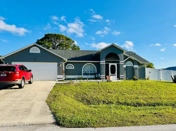 1098 Falconer St NW, Palm Bay, FL 32907